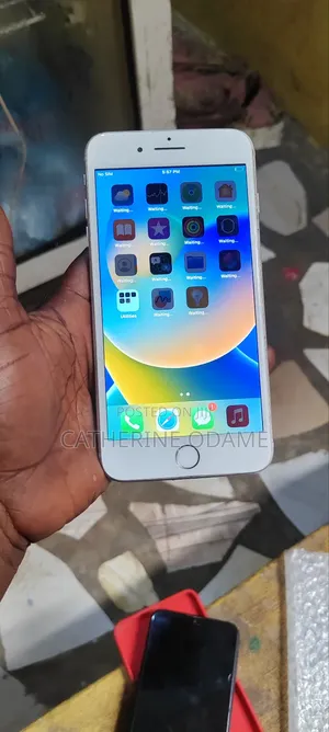 Apple iPhone 8 Plus 64 GB White