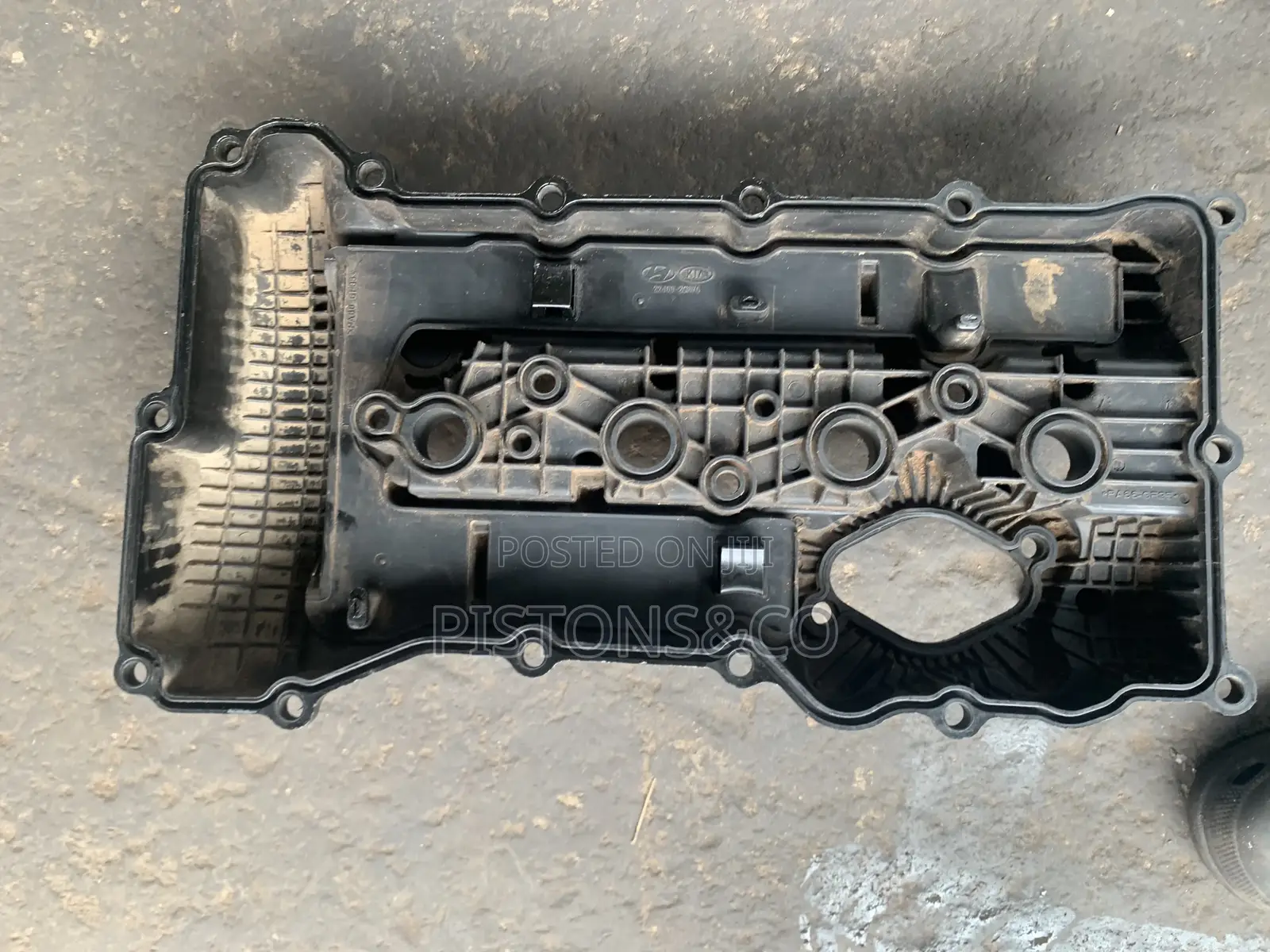 Sonata 2012 Valves Cover