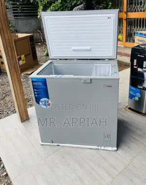 Energy Efficient Midea 200 Liters Chest Freezer.