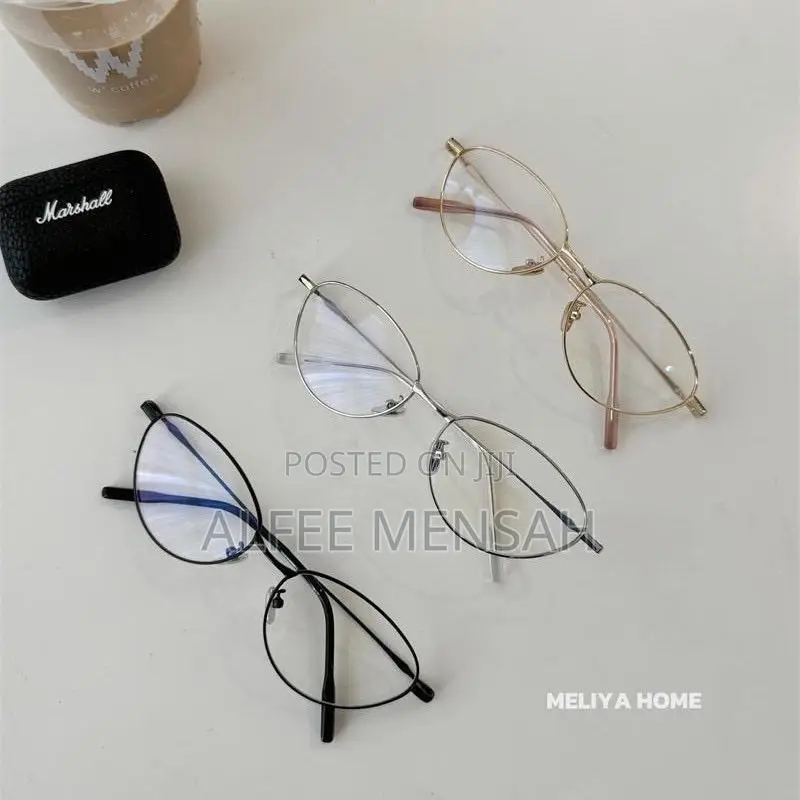 Retro Gold Wire Oval Frame Cat's Eye Style Glasses