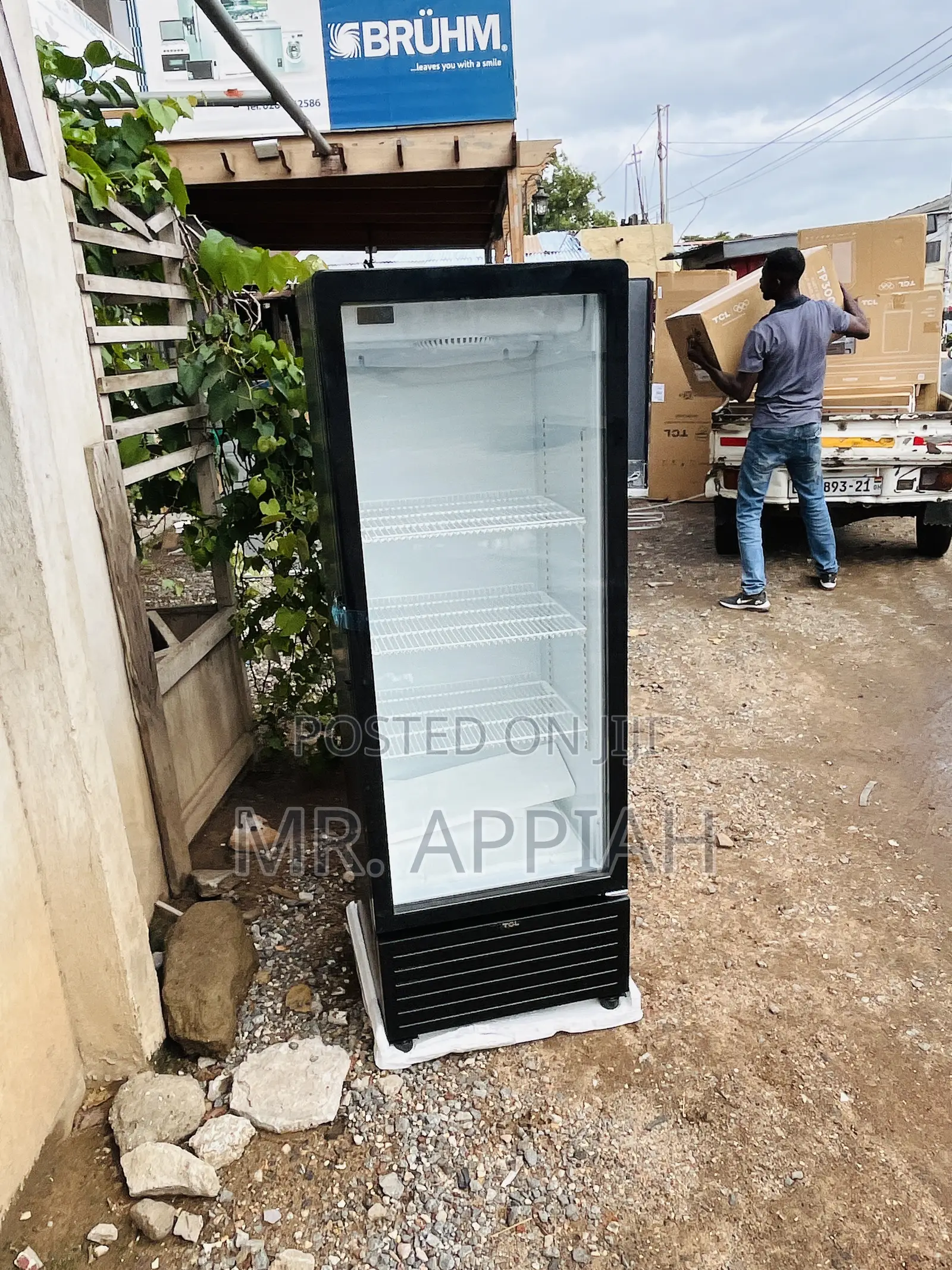 Quality Yet Affordable TCL F215cb 215l Display Fridge.