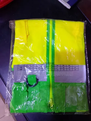 Reflective Vest With Zip.