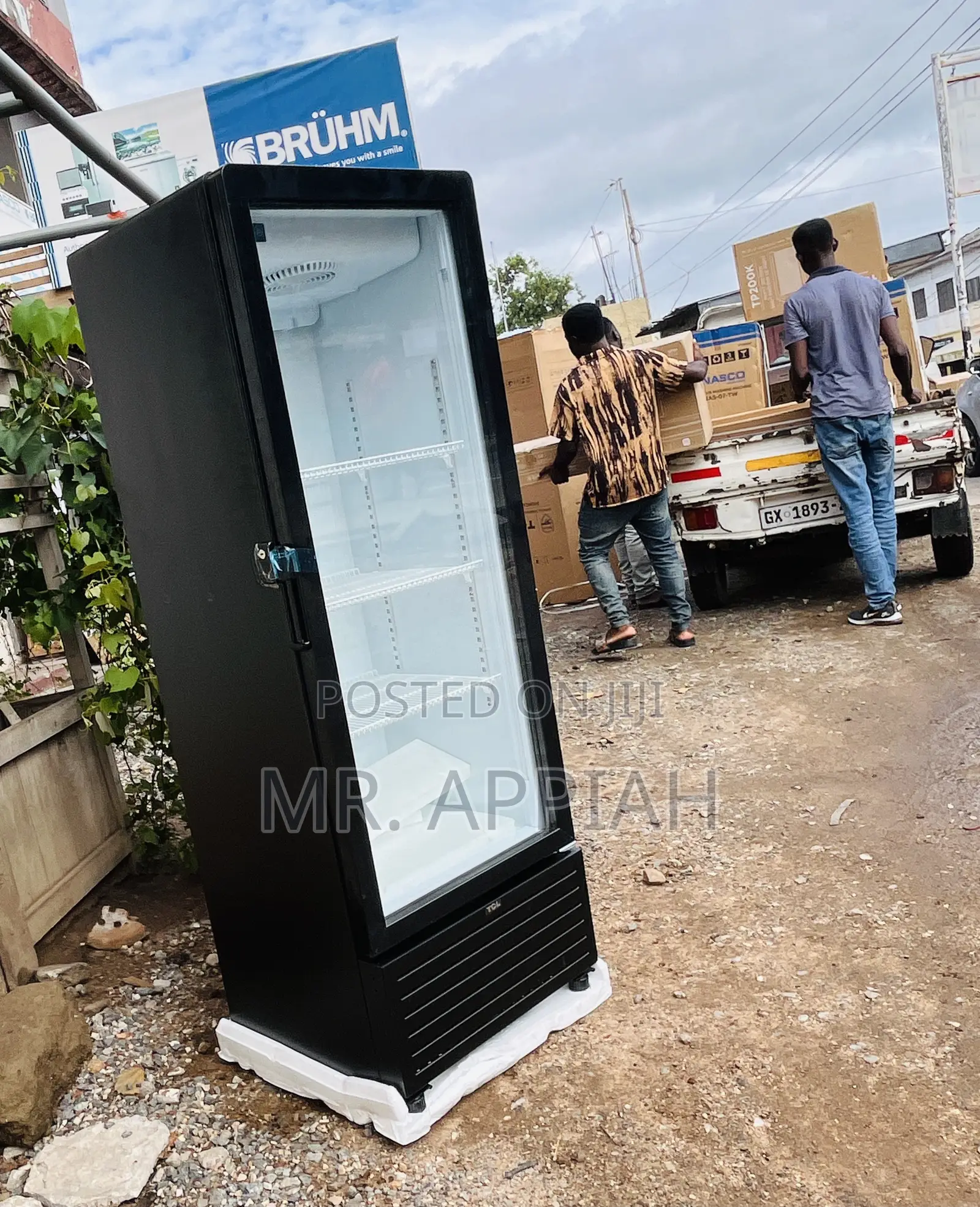 Brand New TCL F215cb 215 Electric Display Fridge.