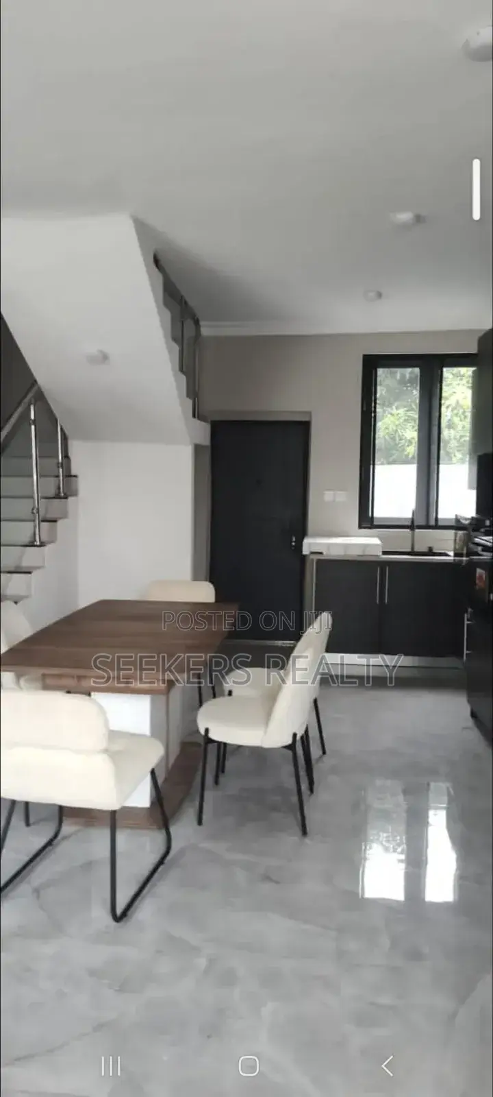 4bdrm Townhouse / Terrace in Seekers Realty, Cantonments for rent