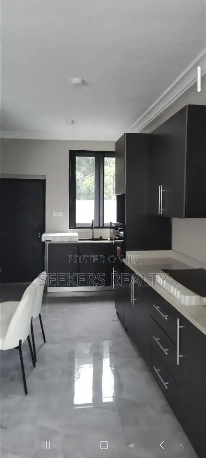 4bdrm Townhouse / Terrace in Seekers Realty, Cantonments for rent