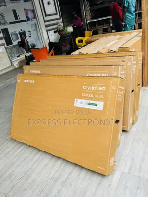 Samsung Uhd Smart Glossy Led Screen 55”Du8000