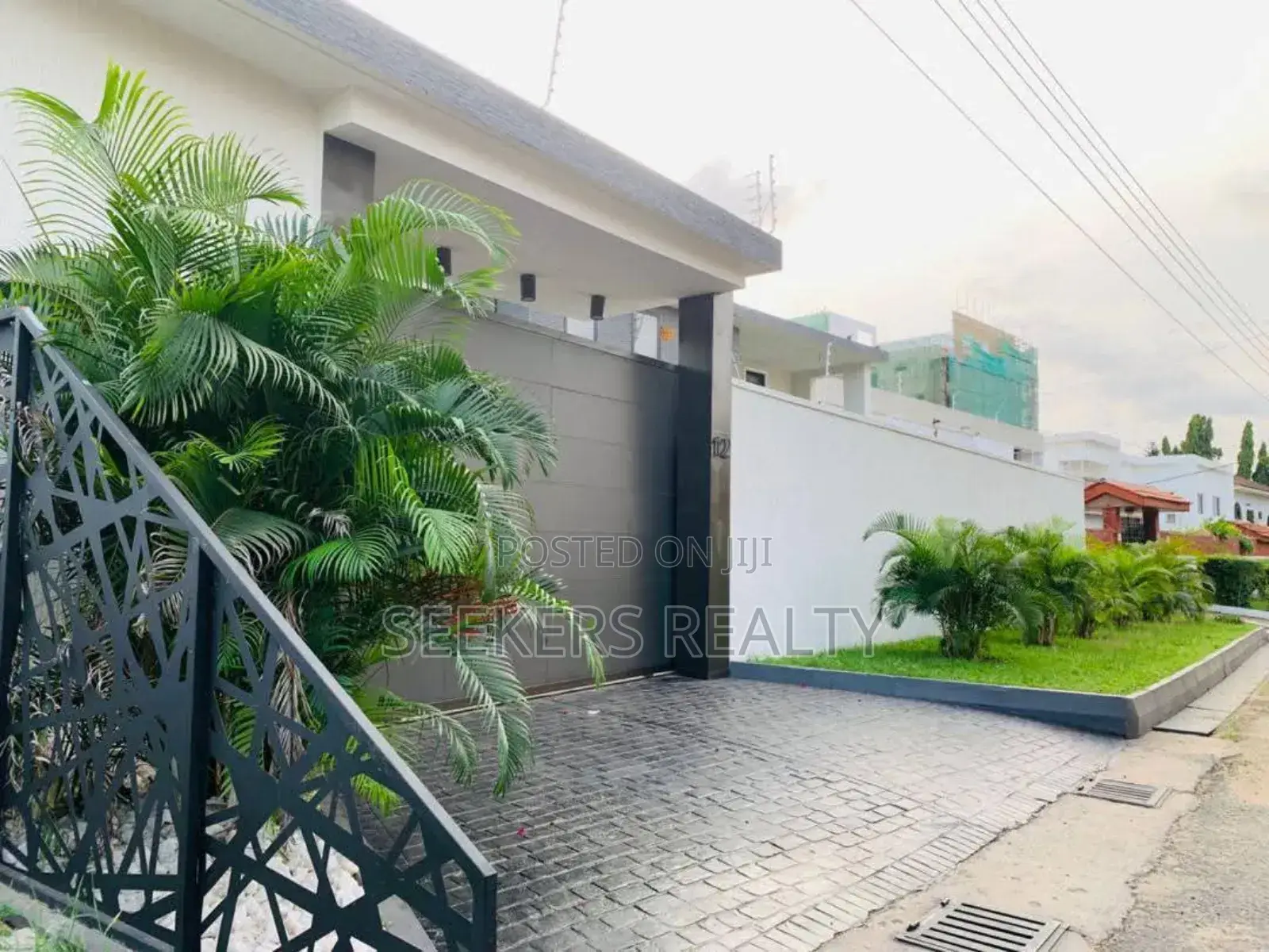 4bdrm House in Seekers Realty, Labone for rent