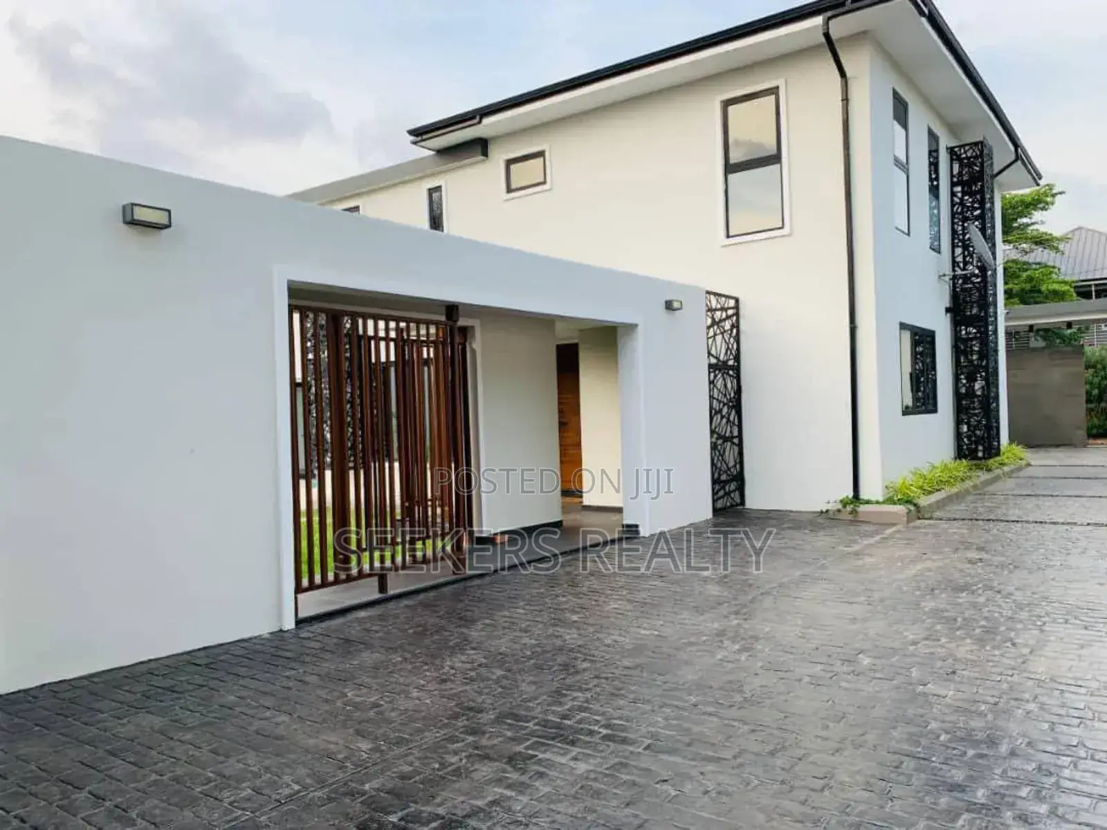 4bdrm House in Seekers Realty, Labone for rent