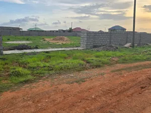 Best and Cool Tema Community 25 Plots