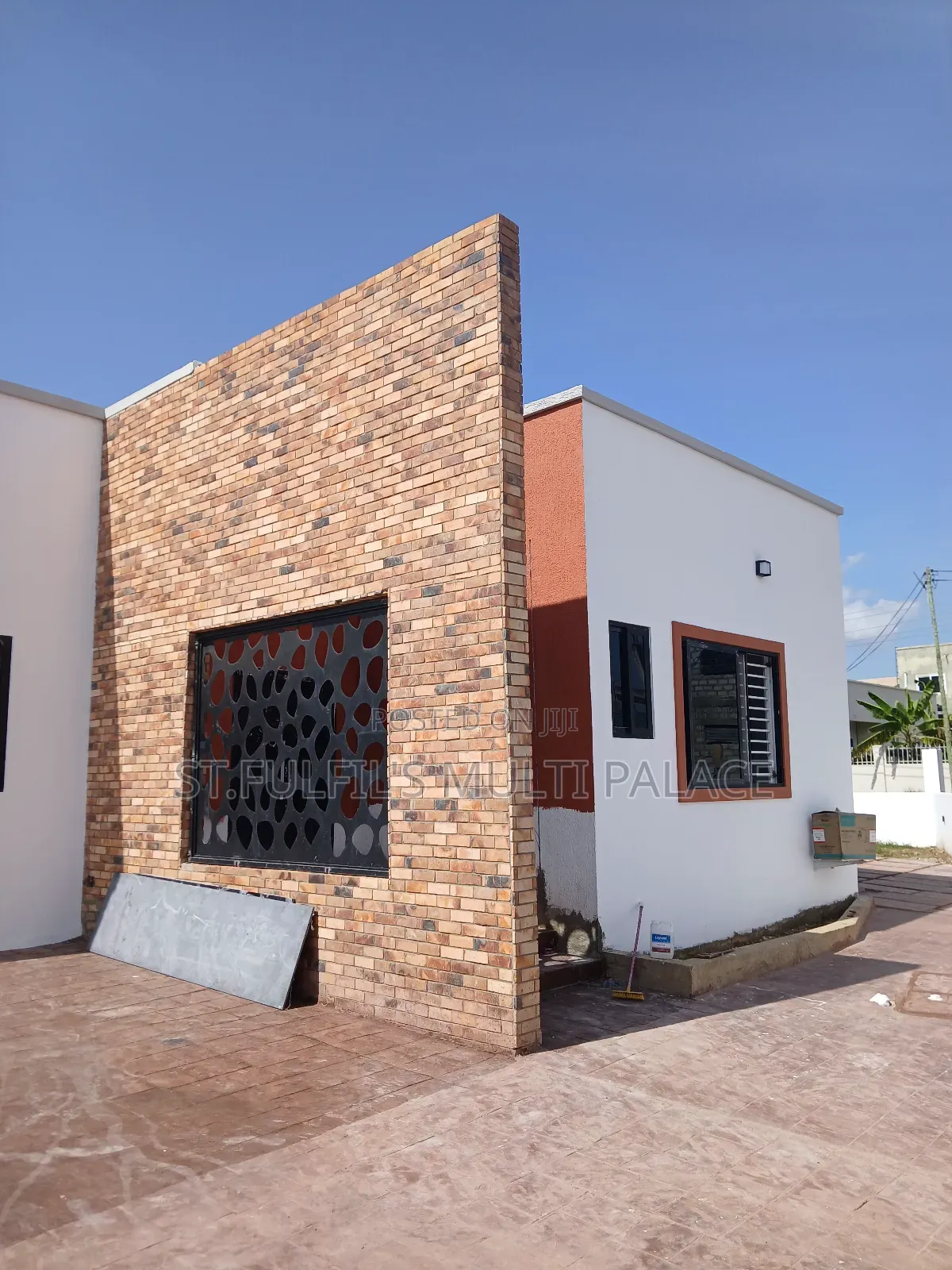 3bdrm House in Agbogba Near Villa, Haatso for sale