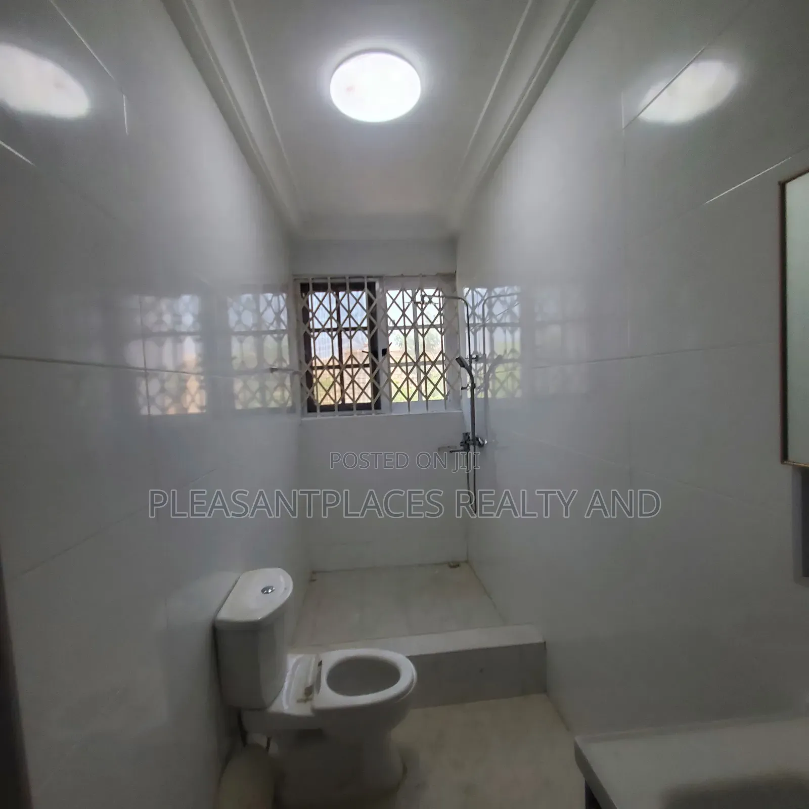 3bdrm Apartment in Pleasantplaces, School Junction for rent