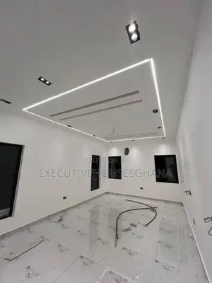4bdrm House in Accra Metropolitan for sale