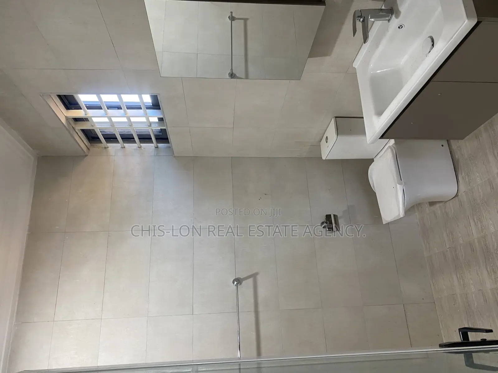 3bdrm House in Chis-Lon Rea Estate, Weija for sale