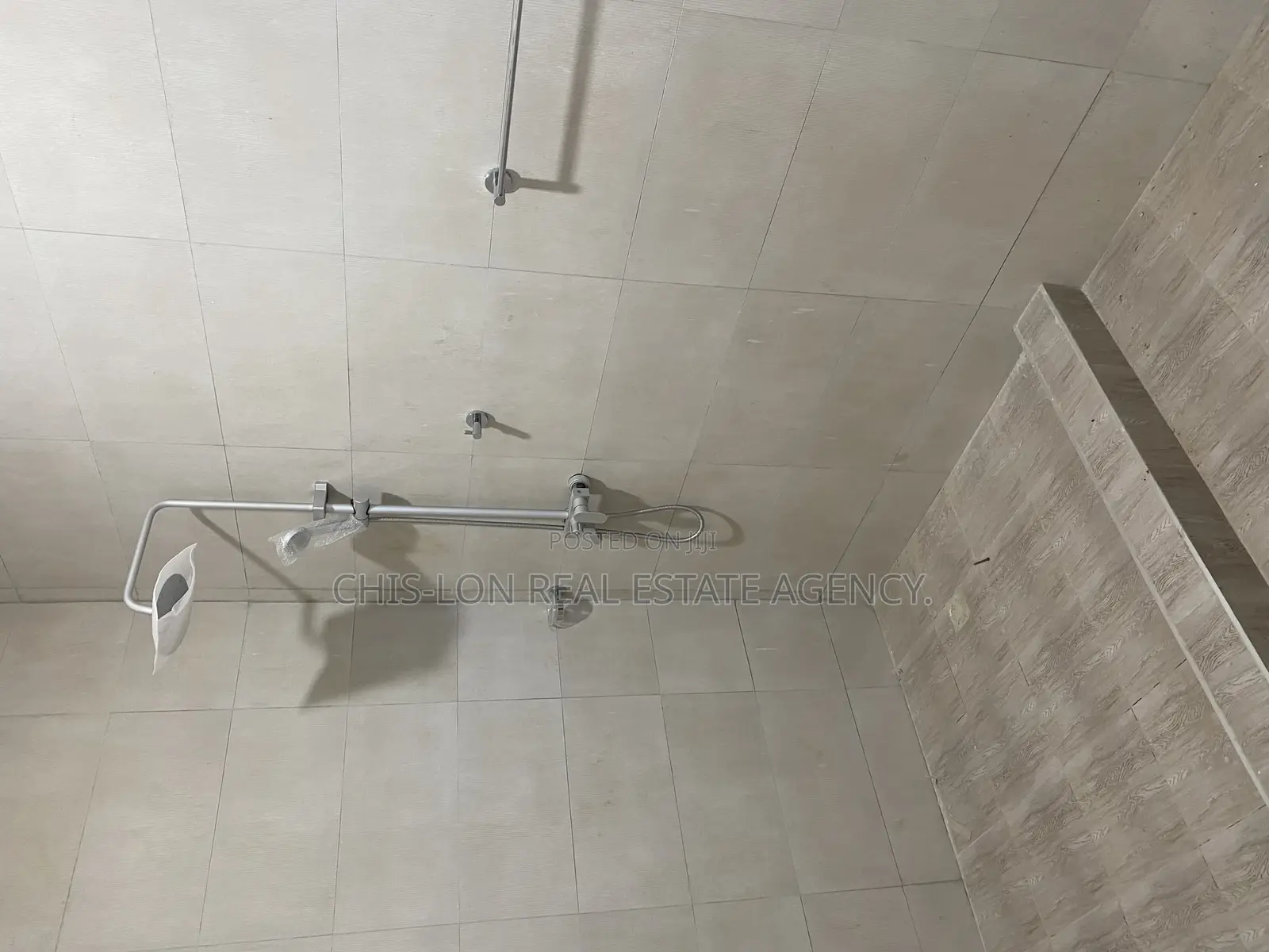 3bdrm House in Chis-Lon Rea Estate, Weija for sale