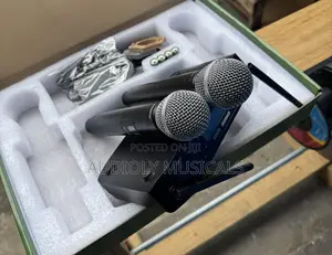 Shure GLX D4 2in1 Wireless Microphone