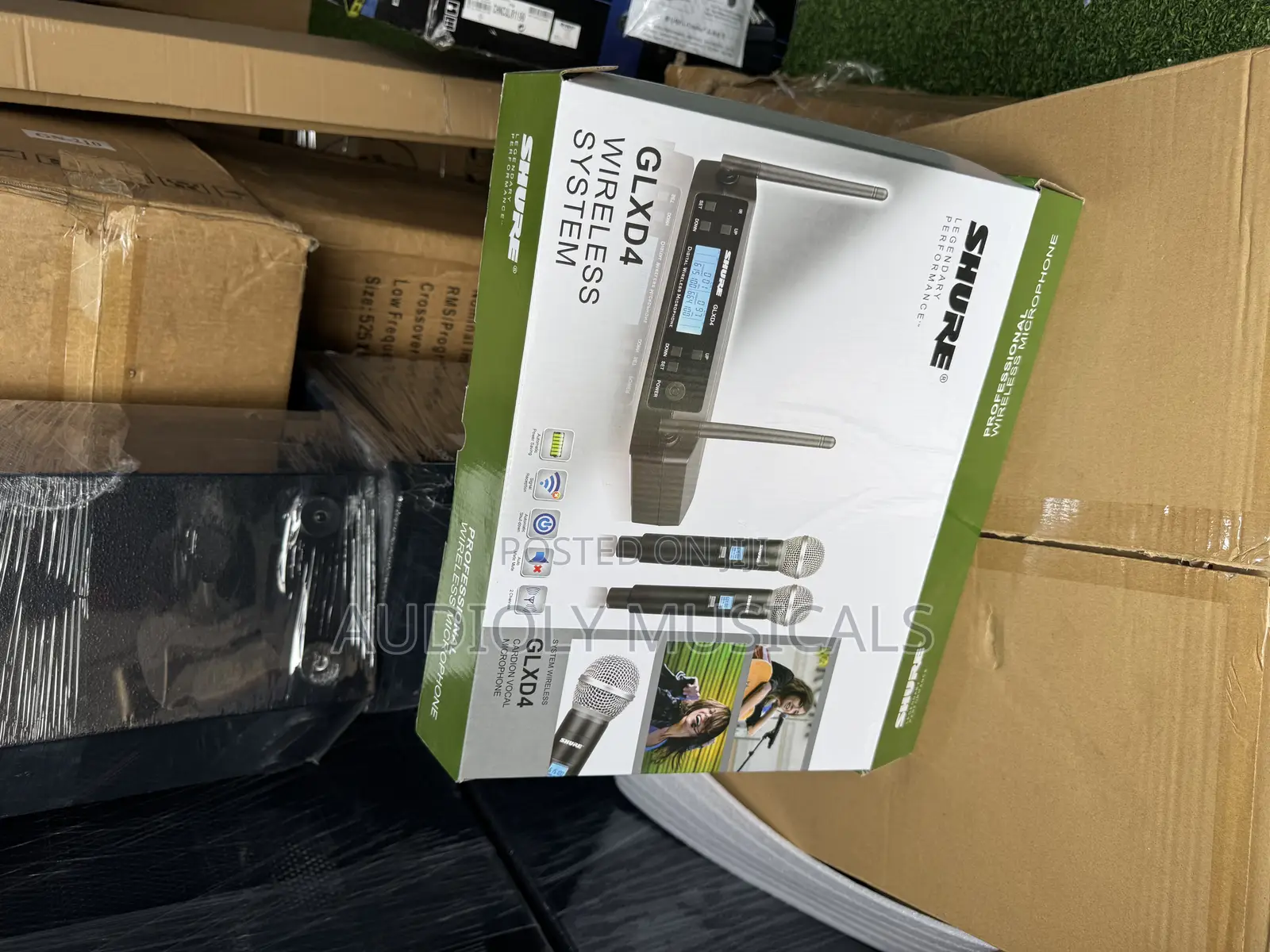 Shure GLX D4 2in1 Wireless Microphone