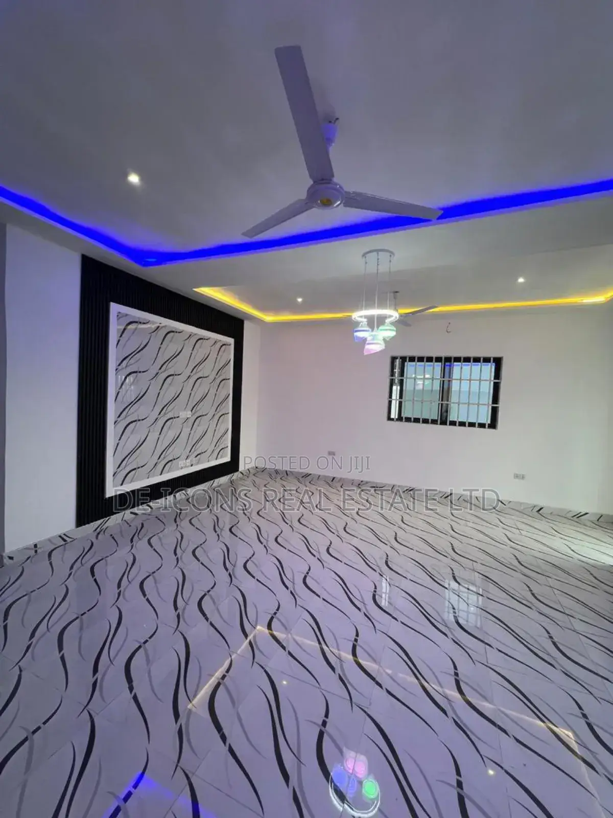 3bdrm House in De-Icons Real Estate, Awutu Senya East Municipal
