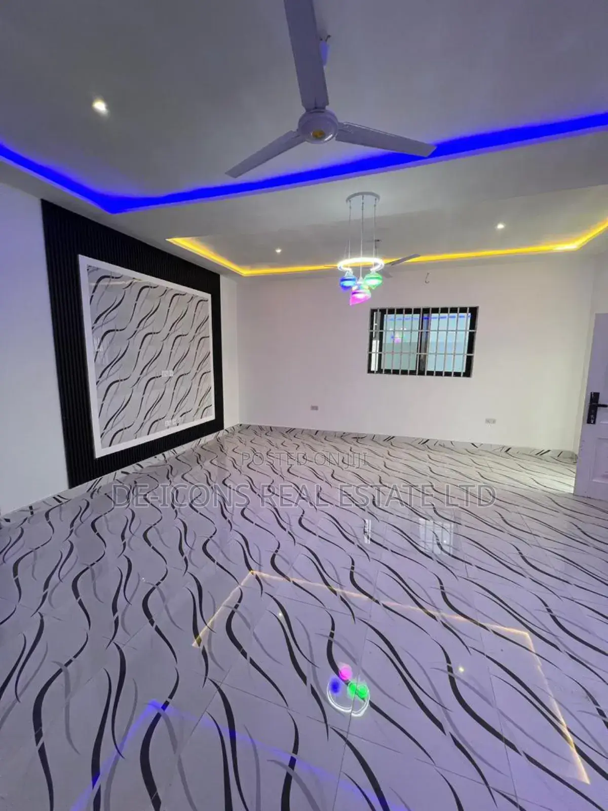 3bdrm House in De-Icons Real Estate, Awutu Senya East Municipal