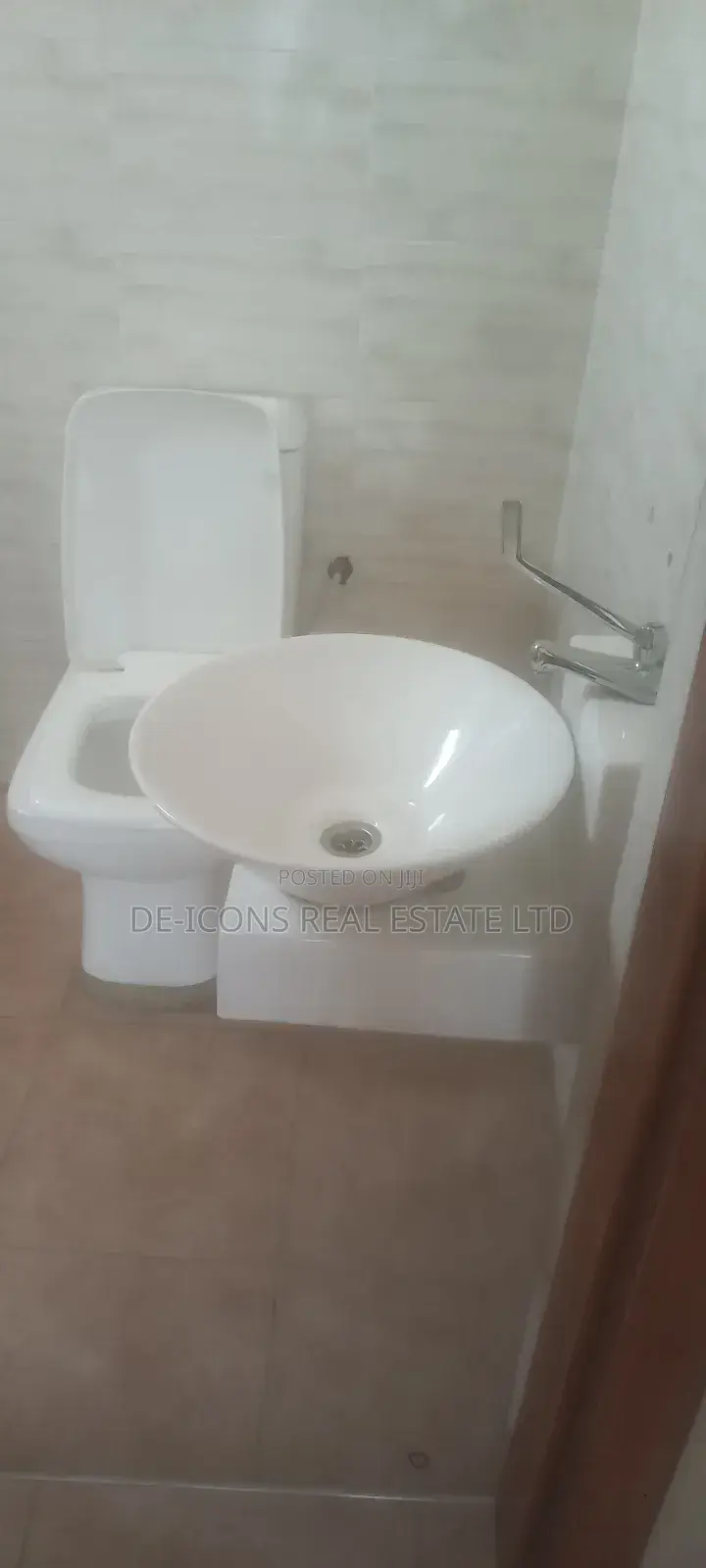 2bdrm Apartment in De-Icons Real Estate, Awutu Senya East Municipal