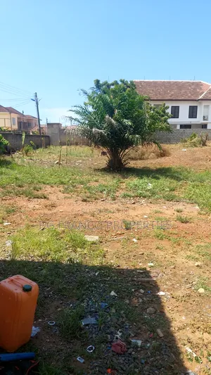 2 Plots of Land for Sale at East Airport