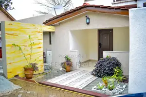 Furnished 2bdrm House in Seekers Realty, Labone for rent