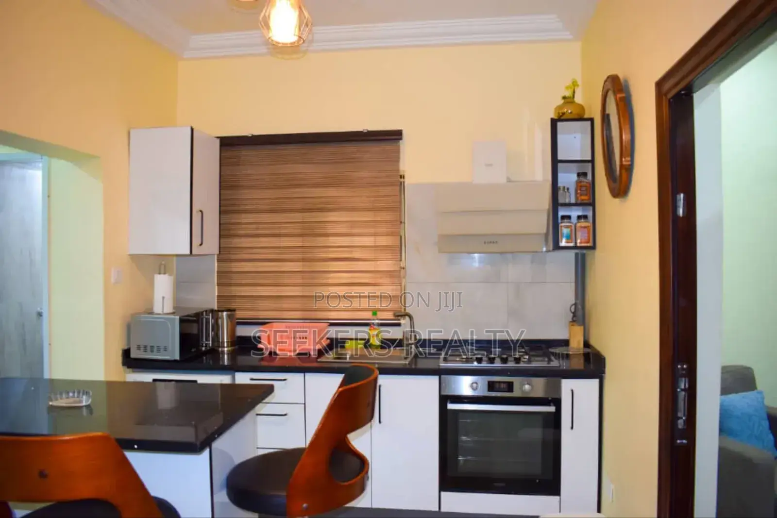 Furnished 2bdrm House in Seekers Realty, Labone for rent