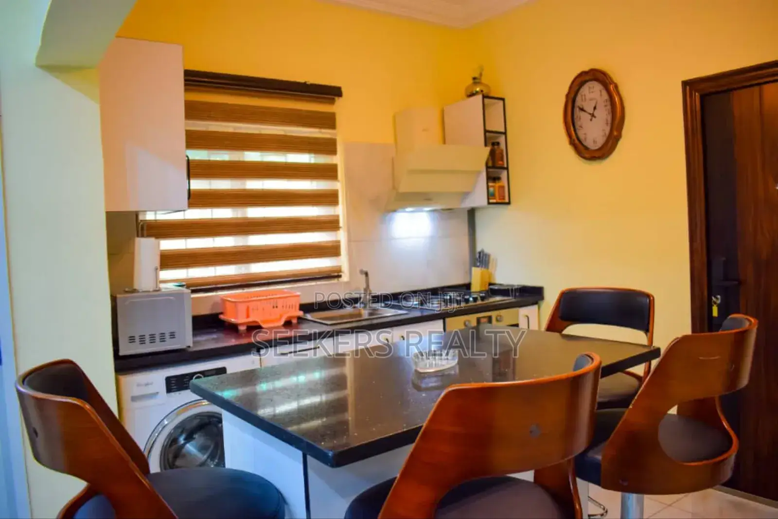 Furnished 2bdrm House in Seekers Realty, Labone for rent