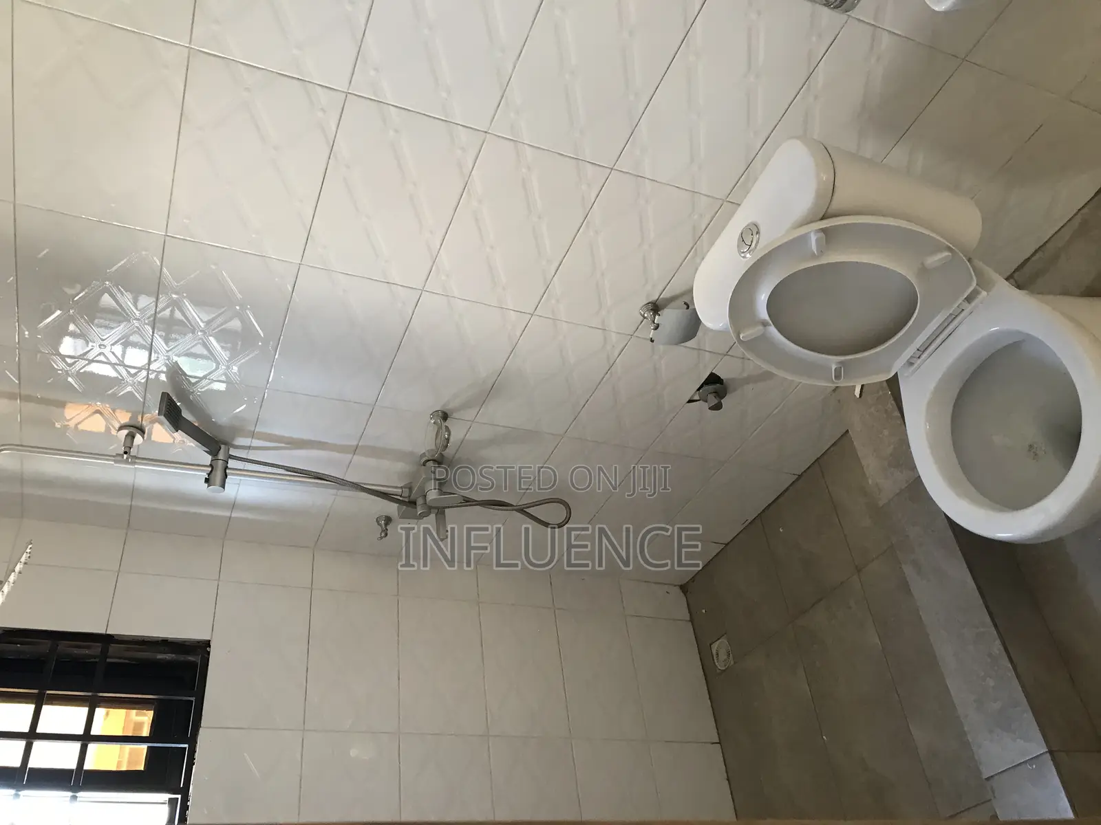 4bdrm House in American House, East Legon for sale