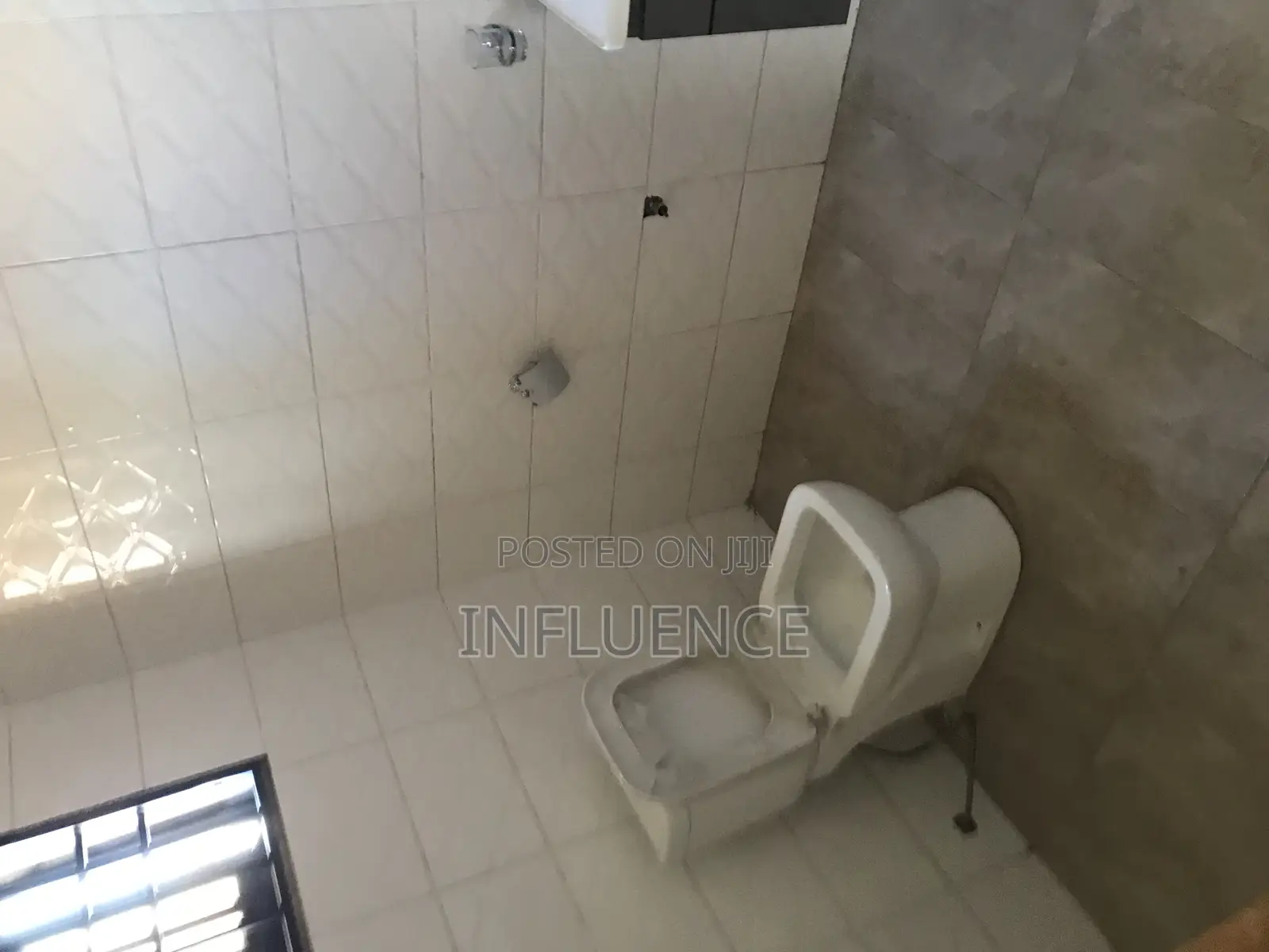 4bdrm House in American House, East Legon for sale
