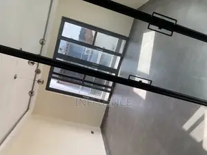3bdrm House in American House, East Legon for sale