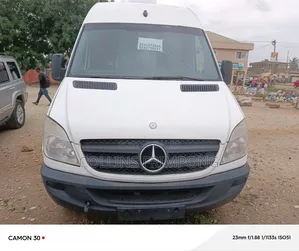 Mercedes-Benz Sprinter 2011 White