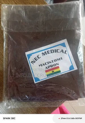 Mackinston Apron