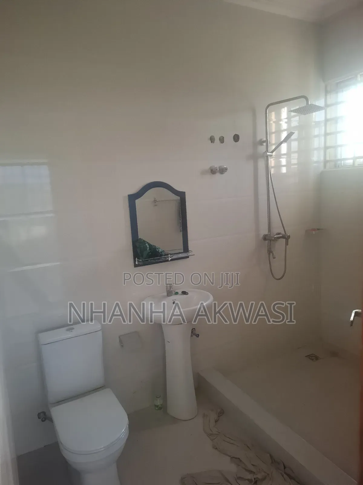 2bdrm Apartment in Klagon Market Road, Tema Metropolitan for rent