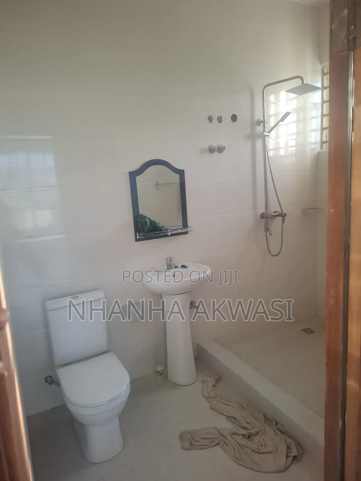 2bdrm Apartment in Klagon Market Road, Tema Metropolitan for rent