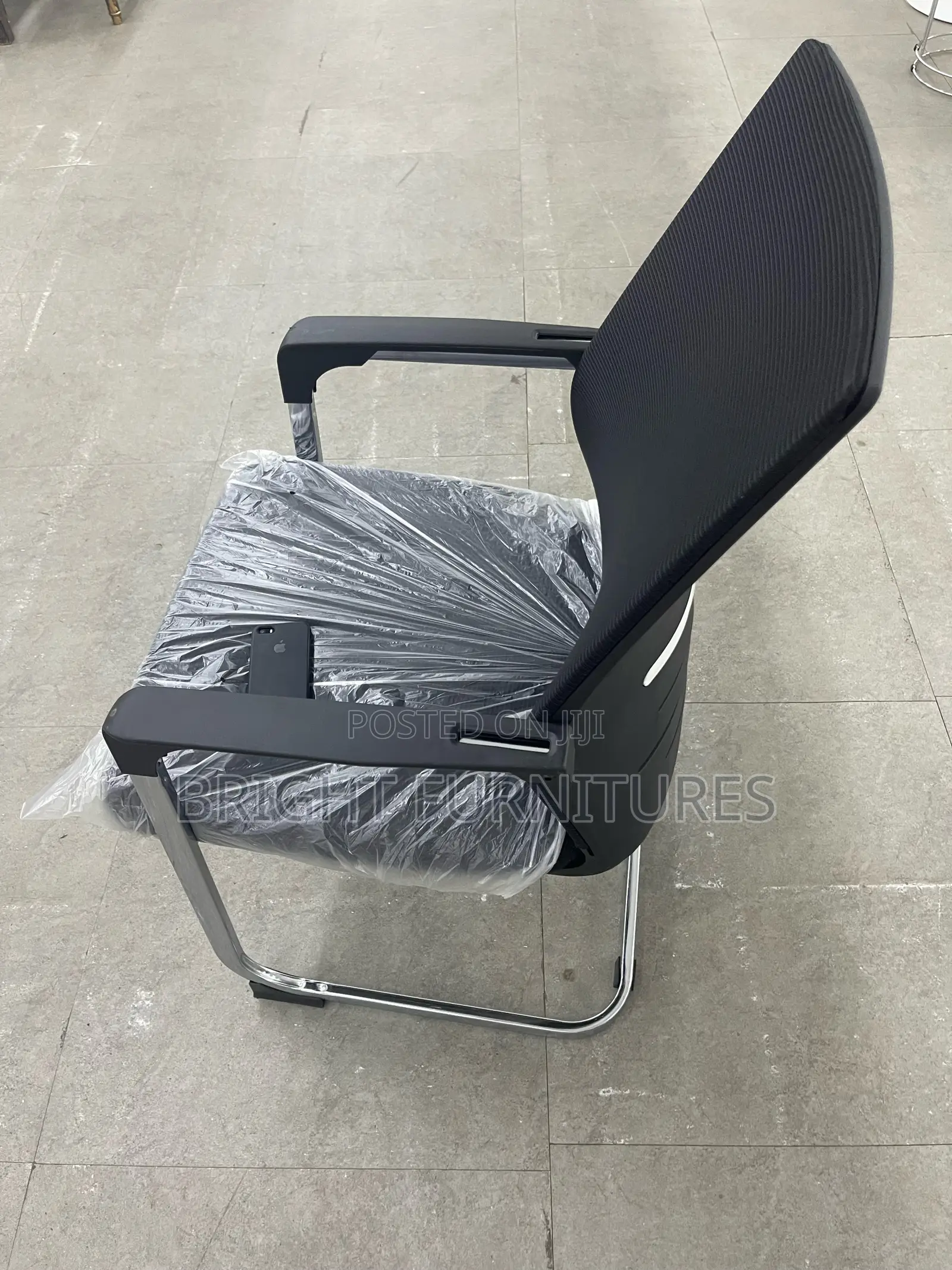 High Quality Classic Conference Room Chair