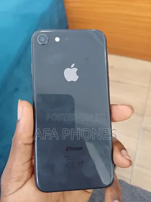 Apple iPhone SE (2020) 64 GB Black