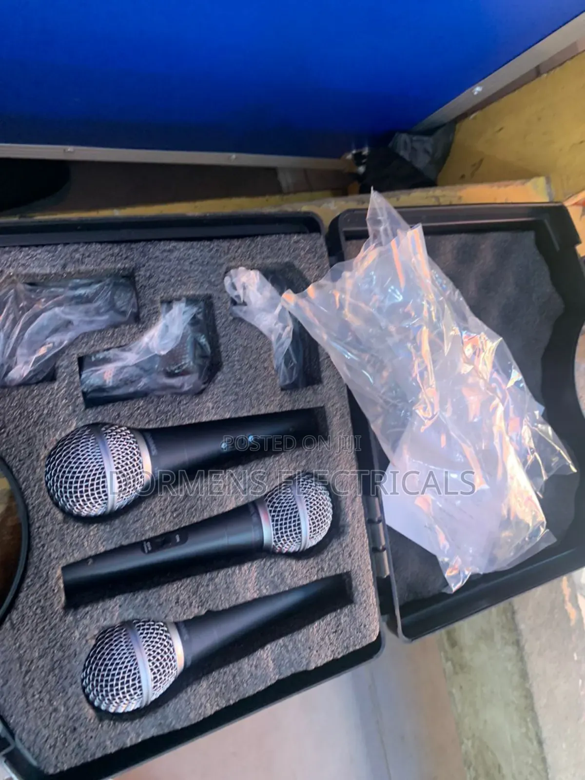 Cord Microphone