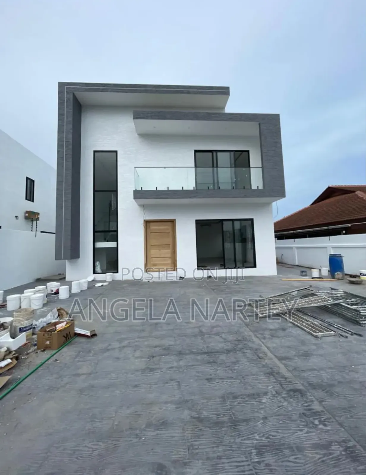 4bdrm House in Sakumono Estates for sale