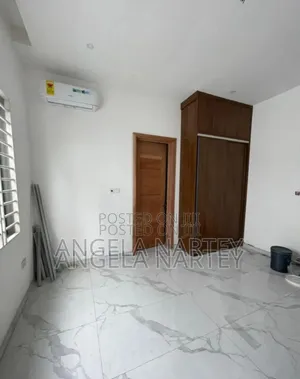 4bdrm House in Sakumono Estates for sale
