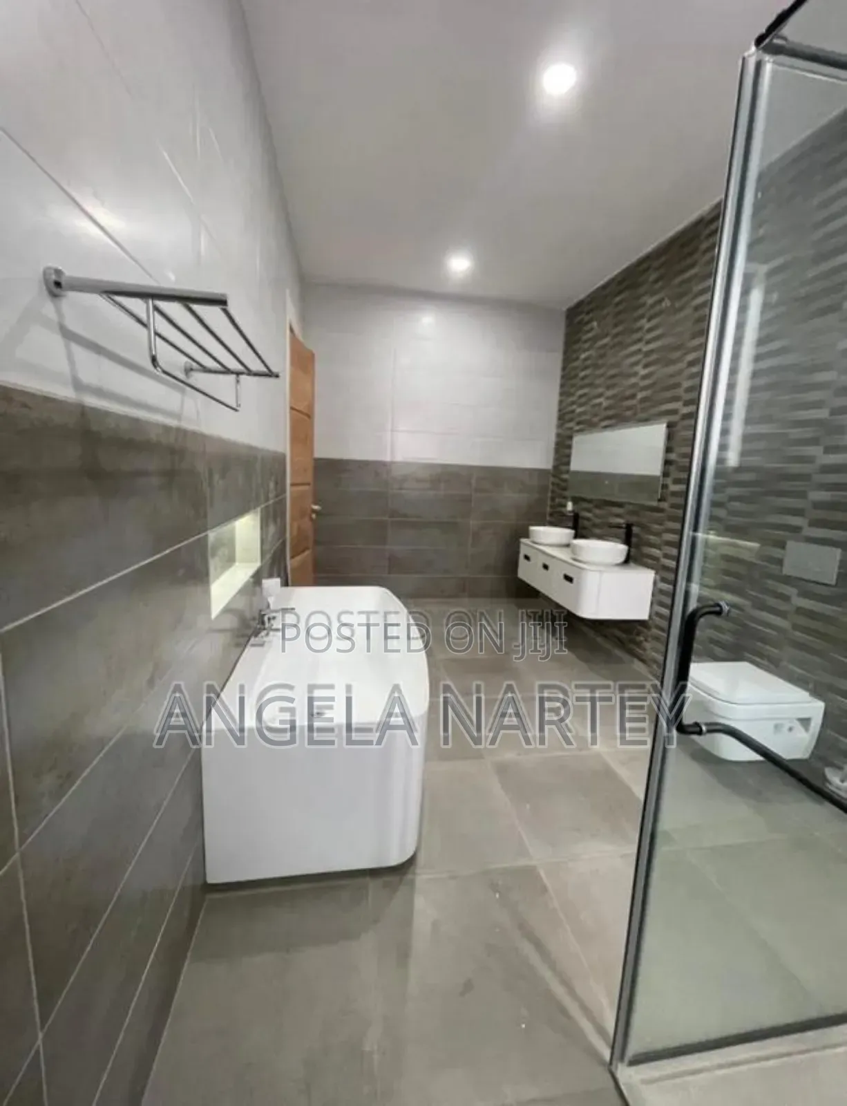 4bdrm House in Sakumono Estates for sale