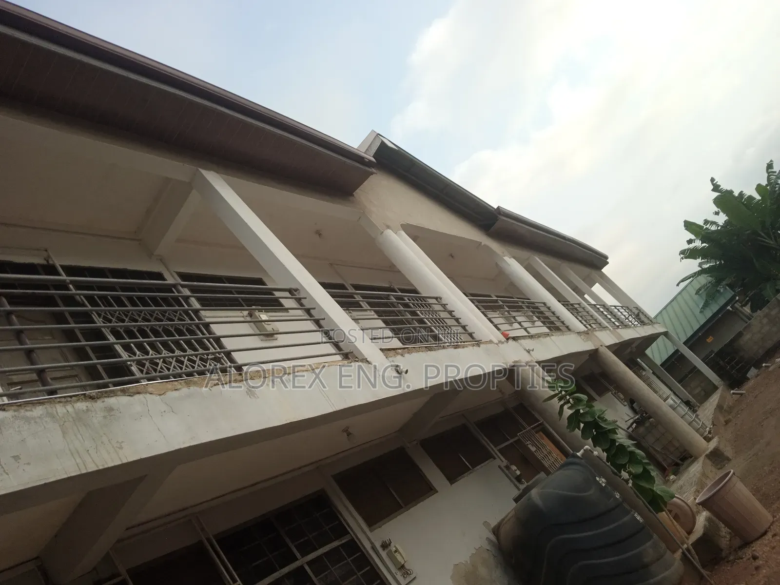 1bdrm Apartment in Chamber Self, Danfa for rent