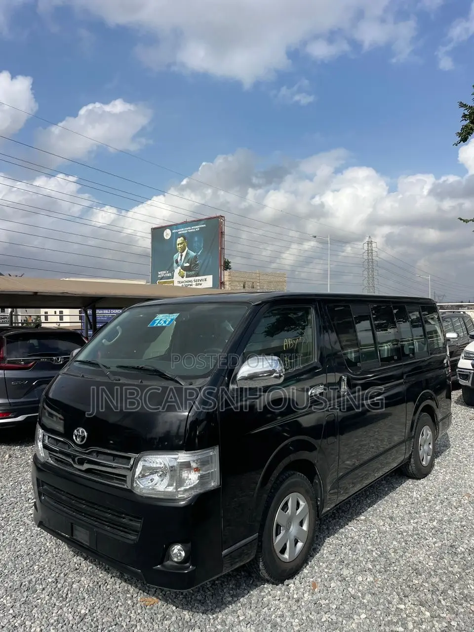 Toyota HiAce 2013 Black