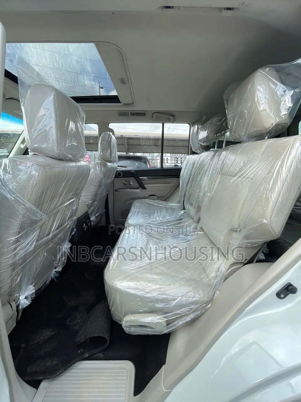 Mitsubishi Pajero V80 3.5 V6 GL/GLS 2017 White