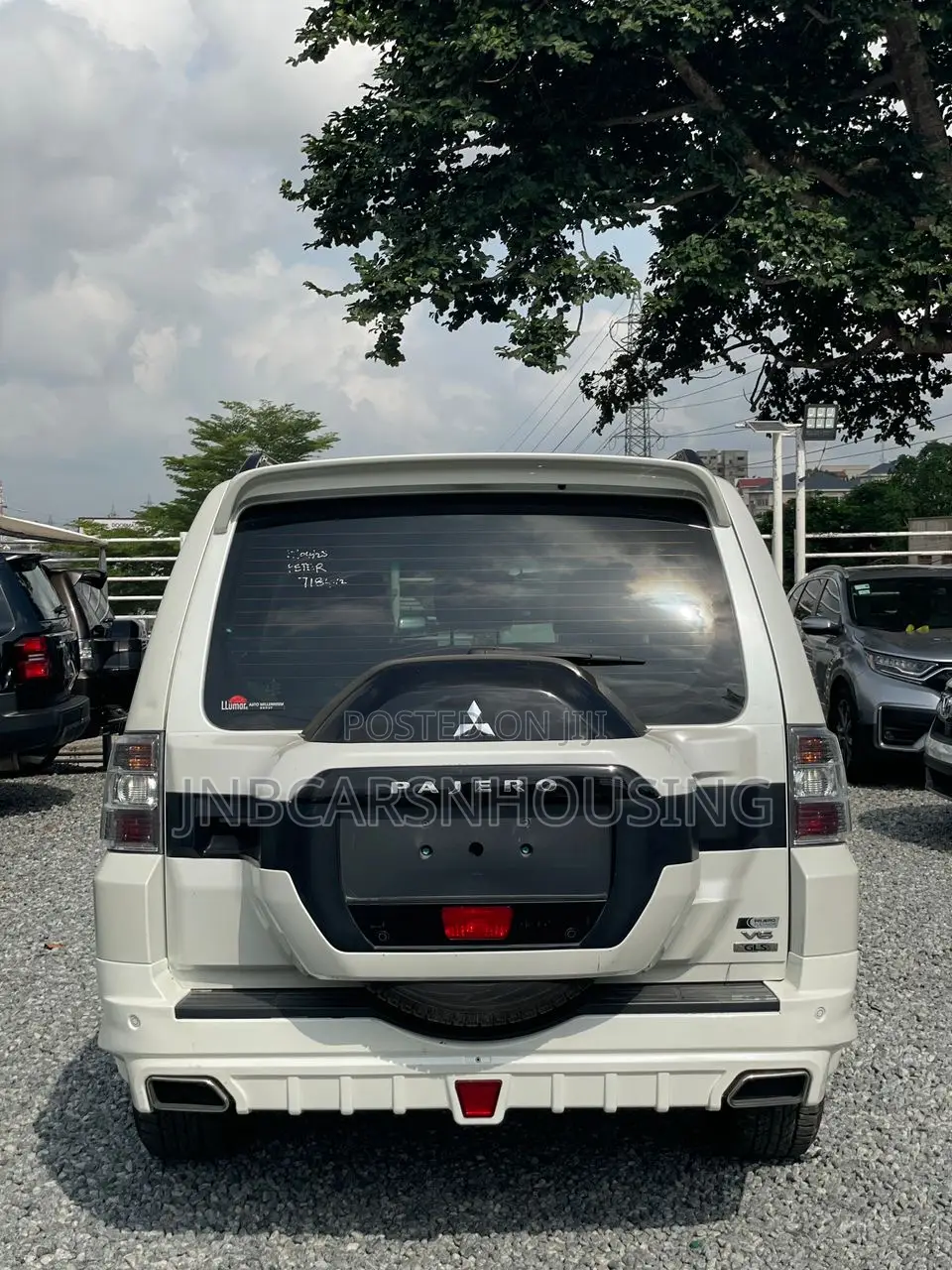 Mitsubishi Pajero V80 3.5 V6 GL/GLS 2017 White