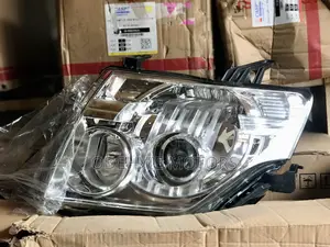 Mitsubishi Pajero 2008-2016 Headlight