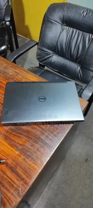 Laptop Dell Latitude 13 7370 8GB Intel Core i5 SSD 256GB