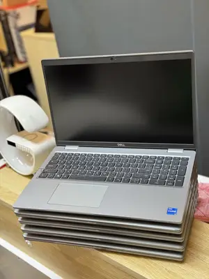 Laptop Dell Latitude 5520 16GB Intel Core i5 SSD 256GB
