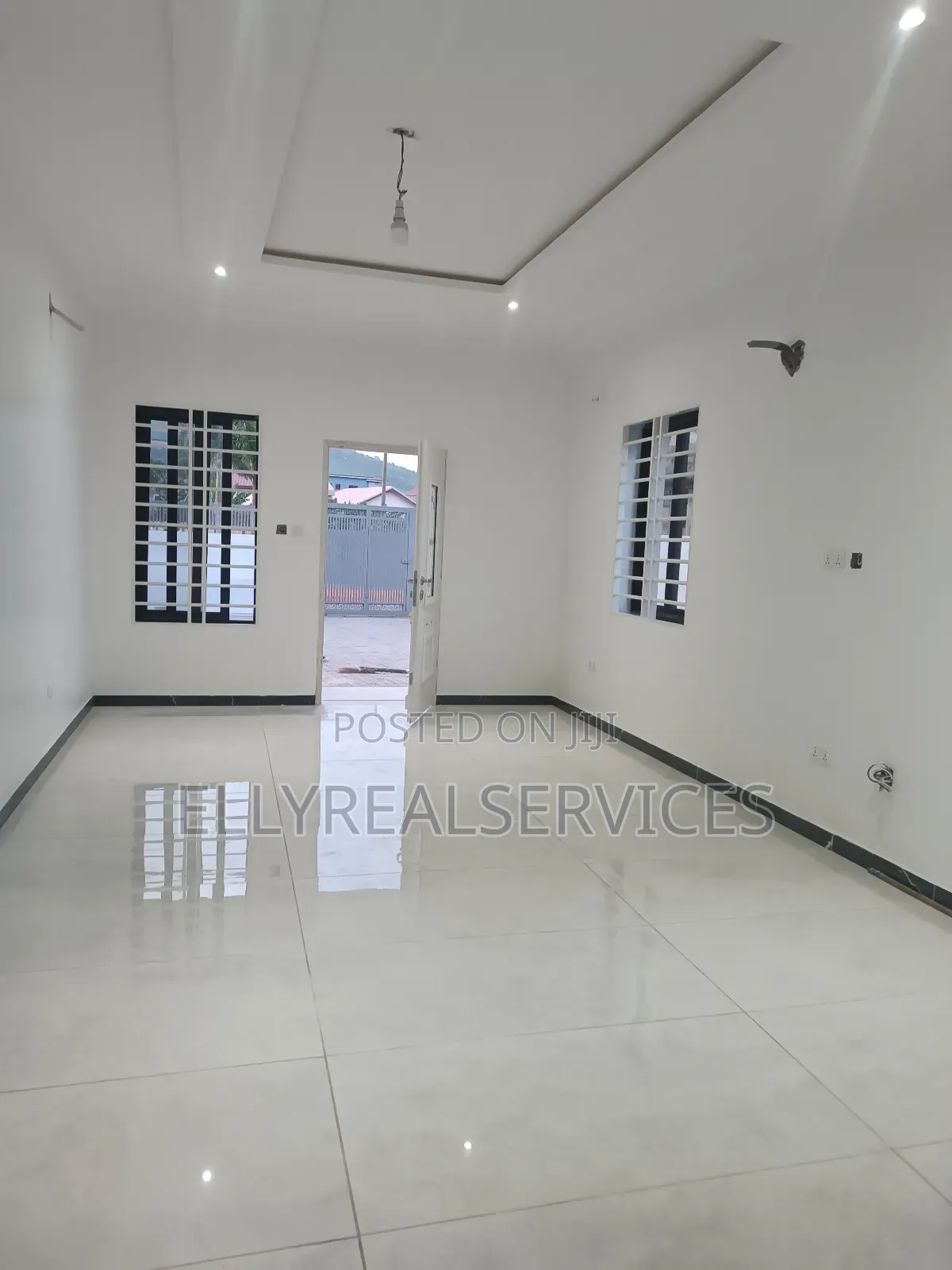 2bdrm Apartment in Ellyrealservices, Oyarifa for rent