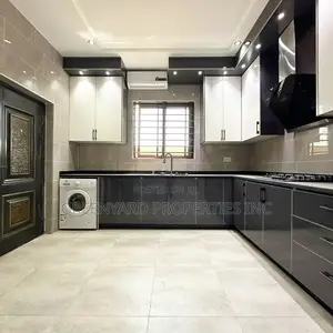 3bdrm House in Lakeside for sale