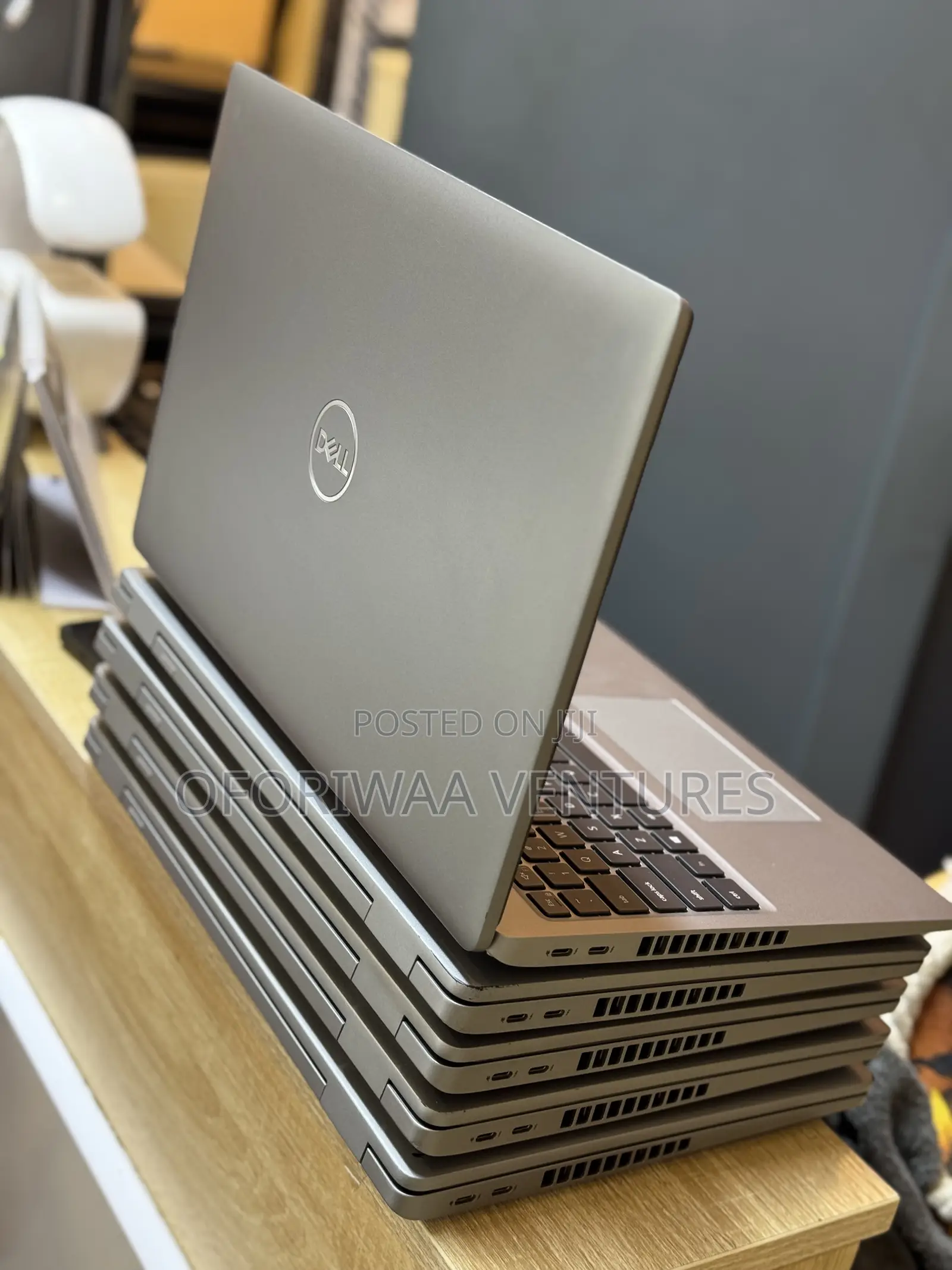Laptop Dell Latitude 5520 16GB Intel Core I5 SSD 256GB